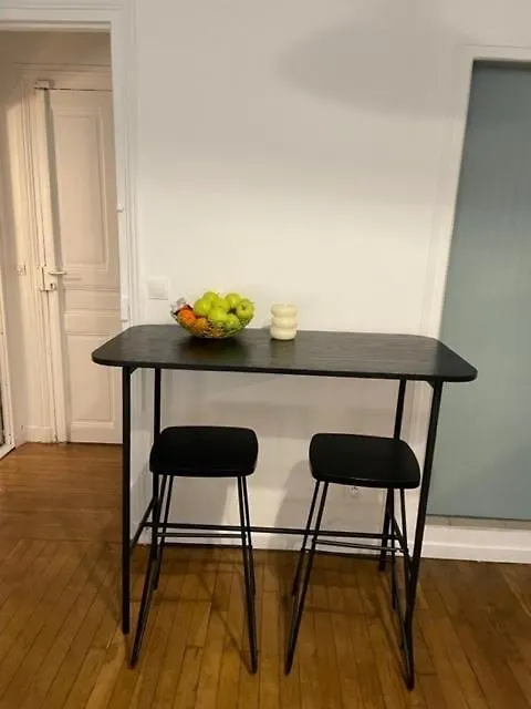 Bed & Breakfast Tour Eiffel